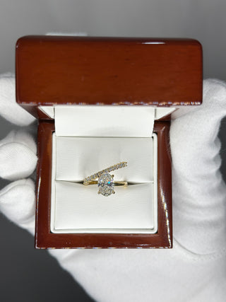 Luna Engagement Ring